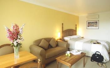 Best Western Plus The Tudor-Box Hill - Kempsey Accommodation 16