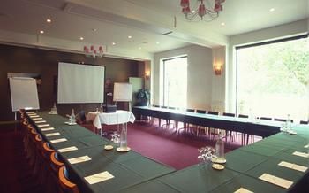 Best Western Plus The Tudor-Box Hill - Kempsey Accommodation 18