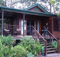 Lake Weyba Cottages Noosa - Kempsey Accommodation