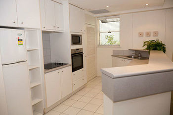 The Emerald Resort Noosa - Kempsey Accommodation 13