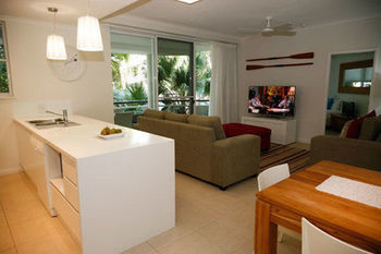 The Emerald Resort Noosa - Kempsey Accommodation 55
