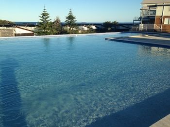 Caves Beachside Hotel - Kempsey Accommodation 0