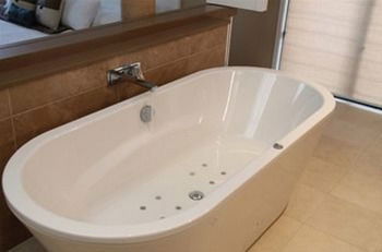Caves Beachside Hotel - Kempsey Accommodation 8