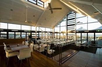 Caves Beachside Hotel - Kempsey Accommodation 12