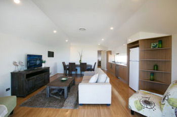 Caves Beachside Hotel - Kempsey Accommodation 47
