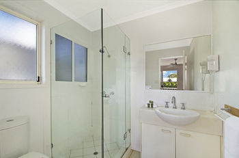 Portside Noosa Waters - Kempsey Accommodation 8