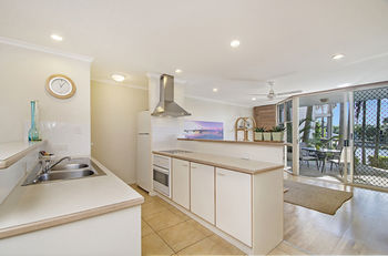 Portside Noosa Waters - Kempsey Accommodation 16