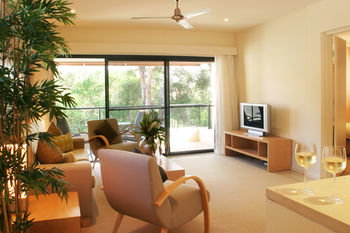 Noosa Springs Golf Resort & Spa - Kempsey Accommodation 9