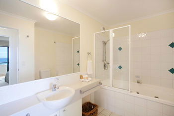 The Point Coolum - Kempsey Accommodation 4