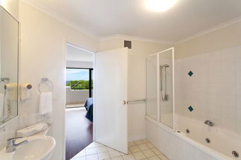 The Point Coolum - Kempsey Accommodation 92