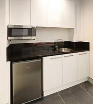 Crown On Darby - Kempsey Accommodation 1