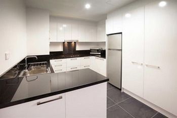 Crown On Darby - Kempsey Accommodation 2