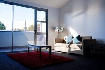 Crown On Darby - Kempsey Accommodation 17