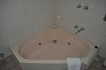 Nunawading Motor Inn - Kempsey Accommodation 36