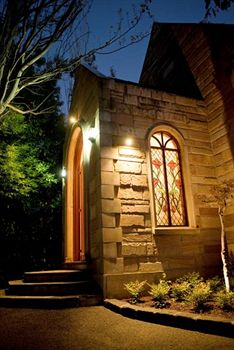 Elizabethan Lodge - Kempsey Accommodation 11