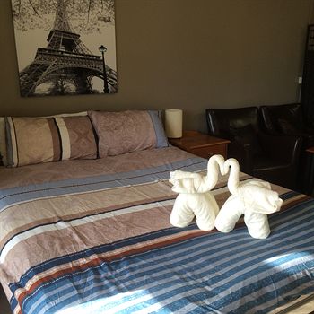 Box Hill Studios At Canterbury Gardens - Kempsey Accommodation 13