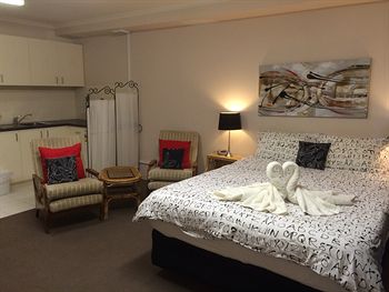 Box Hill Studios At Canterbury Gardens - Kempsey Accommodation 14