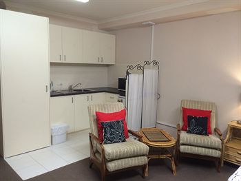 Box Hill Studios At Canterbury Gardens - Kempsey Accommodation 19