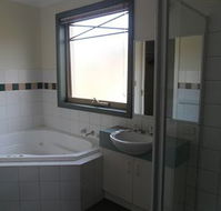 Australian Home Away  Box Hill 32 - Kempsey Accommodation