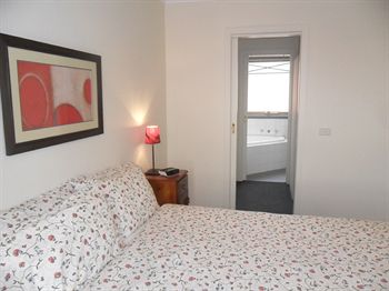 Australian Home Away @ Box Hill 32 - Kempsey Accommodation 5