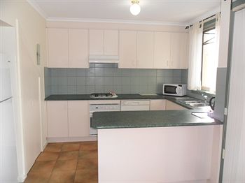 Australian Home Away @ Box Hill 32 - Kempsey Accommodation 11