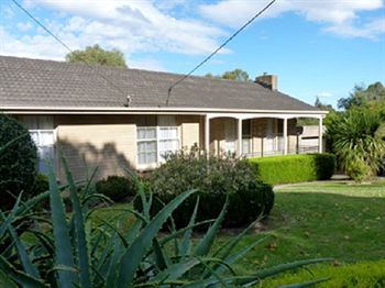 Australian Home Away @ Doncaster Grange Park - Kempsey Accommodation 8