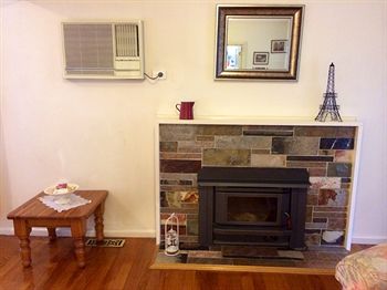Australian Home Away @ Doncaster Grange Park - Kempsey Accommodation 18