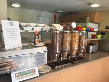 Ibis Budget Casula Liverpool - Kempsey Accommodation 4