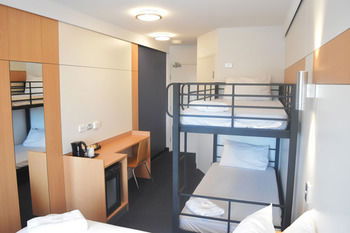 Ibis Budget Gosford - Kempsey Accommodation 23