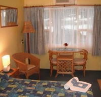 Black Swan Waterfront Motel