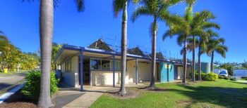 Alex Beach Cabins - Kempsey Accommodation 24