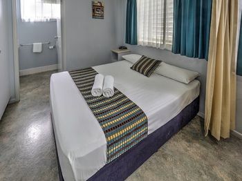 Alex Beach Cabins - Kempsey Accommodation 30