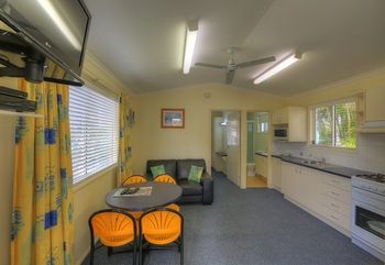 Alex Beach Cabins - Kempsey Accommodation 37