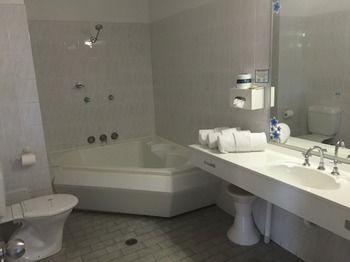 Ulladulla Harbour Motel - Kempsey Accommodation 33