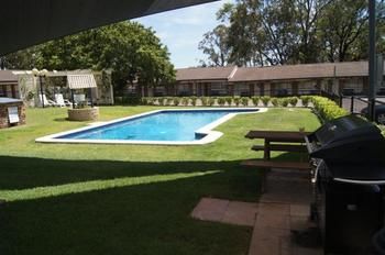 Old Maitland Inn - Kempsey Accommodation 5