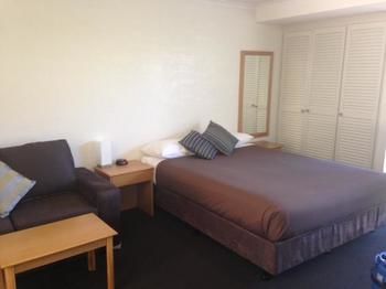 Bathurst Apartments - Kempsey Accommodation 12