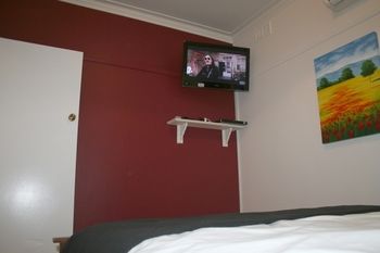 Tudor Cottages Mt Dandenong - Kempsey Accommodation 15