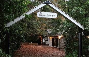 Tudor Cottages Mt Dandenong - Kempsey Accommodation 21