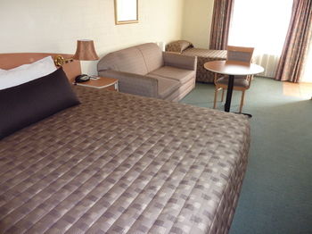 Best Western Coachman's Inn Motel - Kempsey Accommodation 0