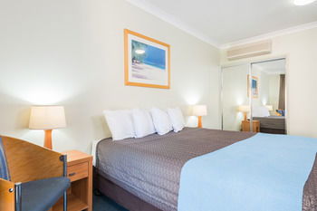 The Brighton Apartments - Kempsey Accommodation 15