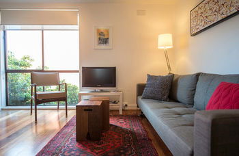 Apartment2c - Carnaby - Kempsey Accommodation 0