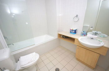 Homebush 3 Ben Furnished Apartment - Kempsey Accommodation 6