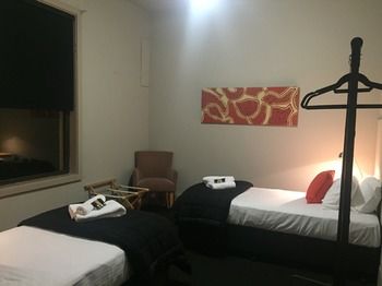 The Criterion Pub And Kitchen Carrington - Kempsey Accommodation 5