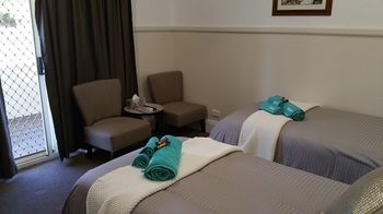 Coppers Hill Private Accommodation - Kempsey Accommodation 6