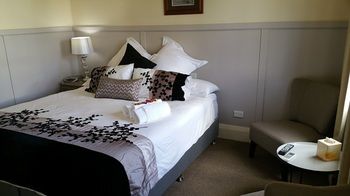 Coppers Hill Private Accommodation - Kempsey Accommodation 7