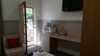 Coppers Hill Private Accommodation - Kempsey Accommodation 10