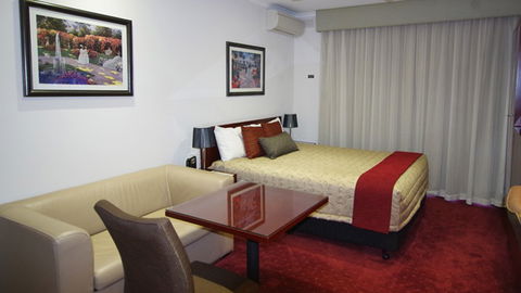 BEST WESTERN Ensenada Motor Inn - Kempsey Accommodation 0