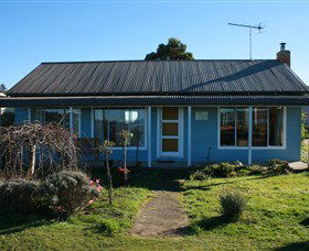 Castaway Cottage - Kempsey Accommodation 0