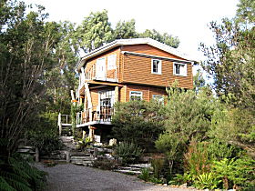 Piners Loft - Kempsey Accommodation 0