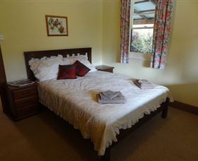 Camellia Cottage On Maple Hill - Kempsey Accommodation 2